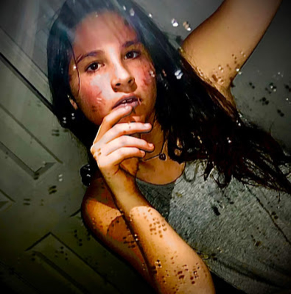 Meet your Posher, Caroline